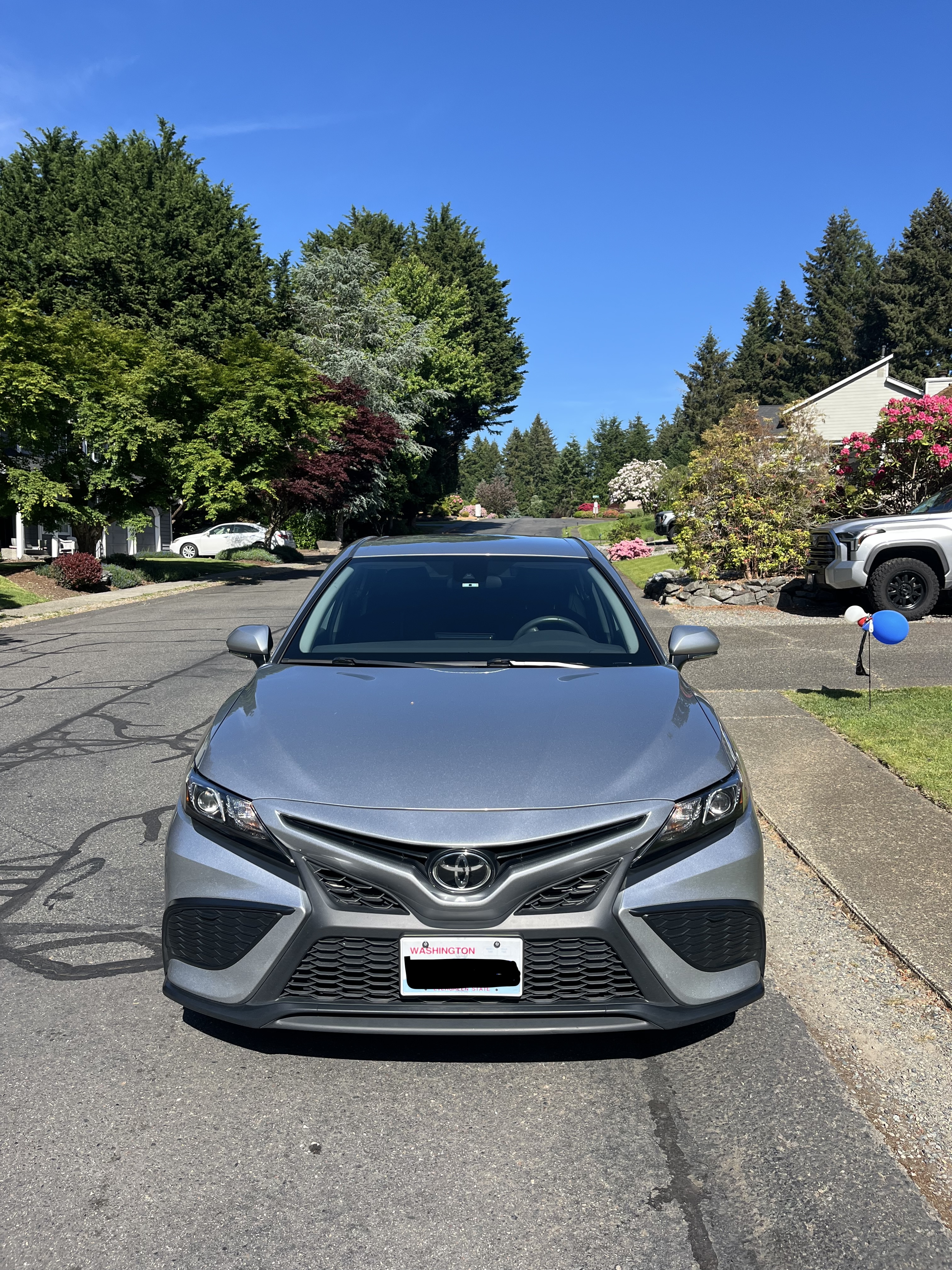 Used 2022 Toyota Camry SE FWD image 6
