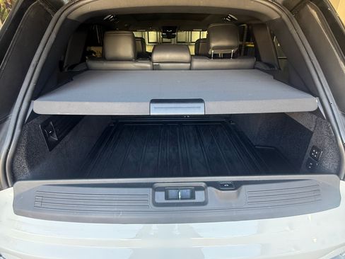 Used 2019 Land Rover Range Rover HSE image 10