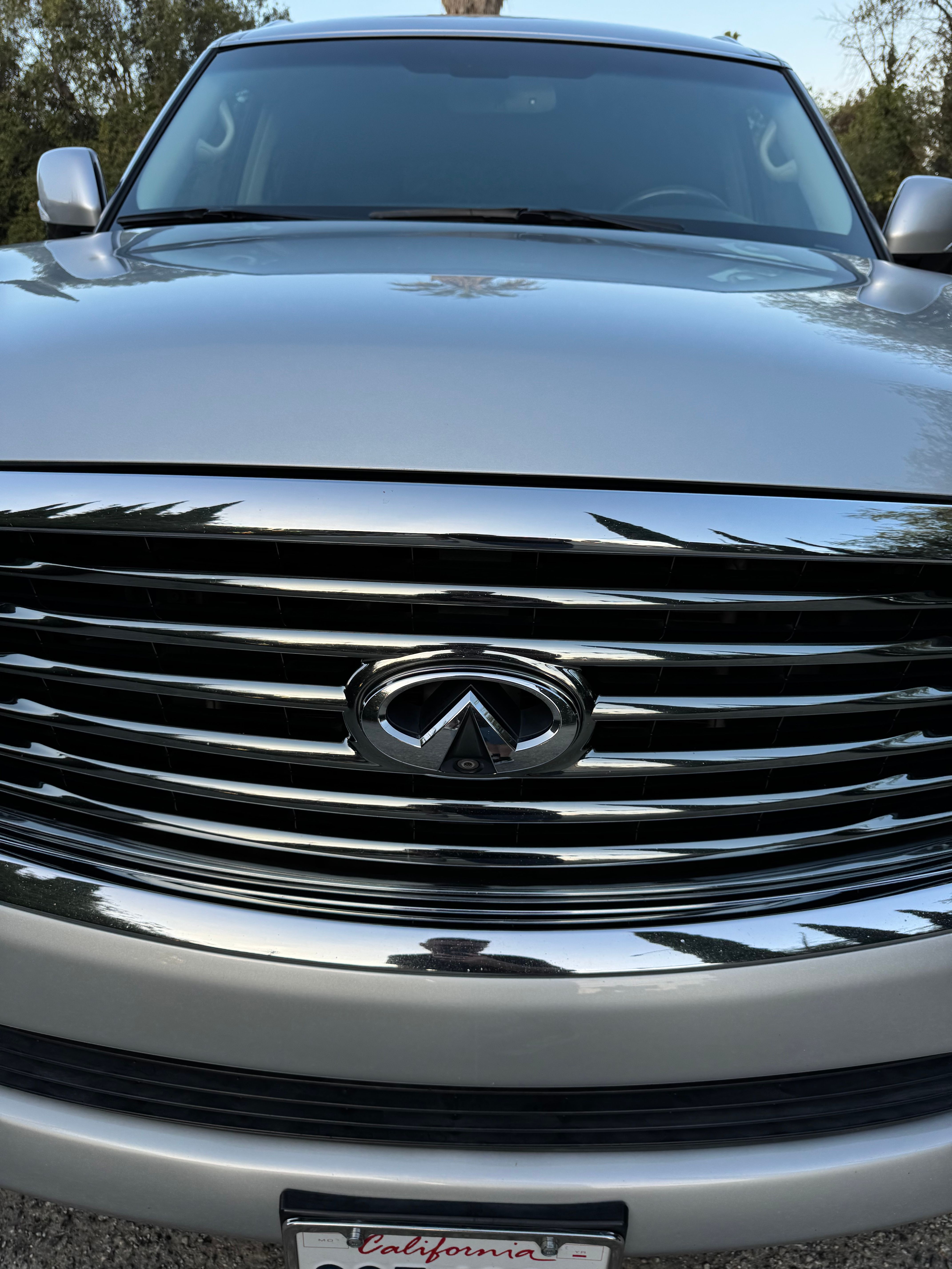 Used 2011 INFINITI QX56 2WD w/ Deluxe Touring Pkg image 28