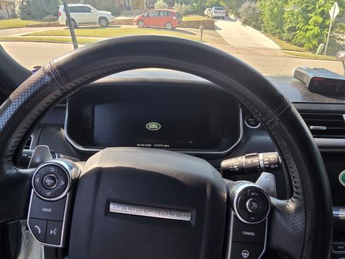 Used 2016 Land Rover Range Rover Sport HSE AWD/4WD image 30