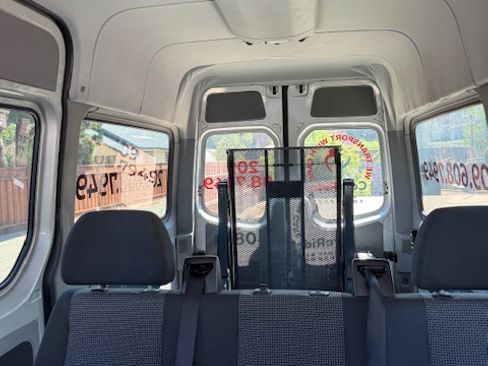 Used 2012 Mercedes-Benz Sprinter 2500 image 9