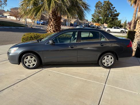 Used 2006 Honda Accord LX image 1
