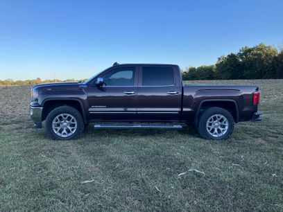 Used 2016 GMC Sierra 1500 SLT w/ SLT Premium Package