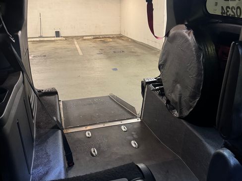 Used 2019 Dodge Grand Caravan GT image 12