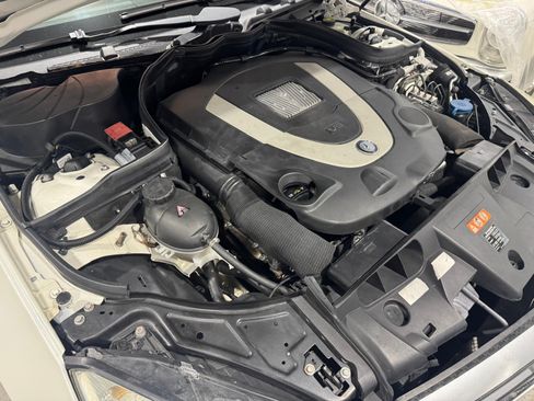 Used 2011 Mercedes-Benz E 550 Cabriolet image 13