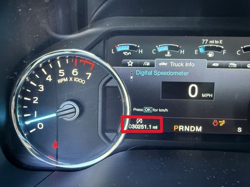 Used 2018 Ford F150 Platinum w/ Equipment Group 701A Luxury image 13