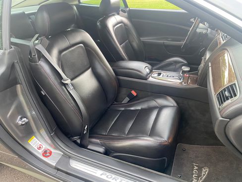Used 2009 Jaguar XKR R RWD image 15
