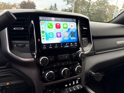 Used 2024 RAM 3500 Big Horn w/ Sport Appearance Package image 12