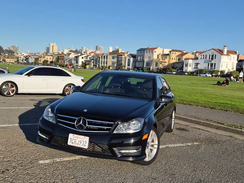 Used 2014 Mercedes-Benz C 250 Sedan image 12