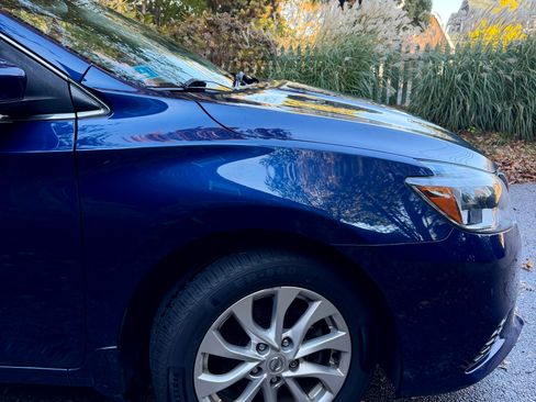 Used 2016 Nissan Sentra SV w/ Style Package image 14