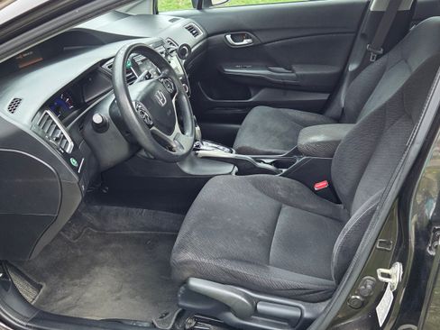 Used 2013 Honda Civic LX image 5