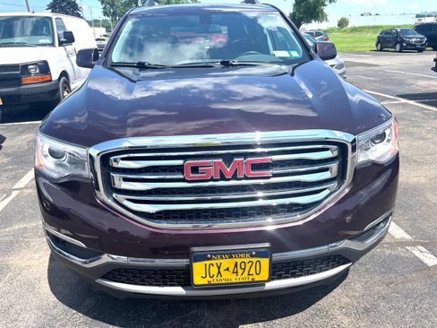 Used 2018 GMC Acadia SLE image 4