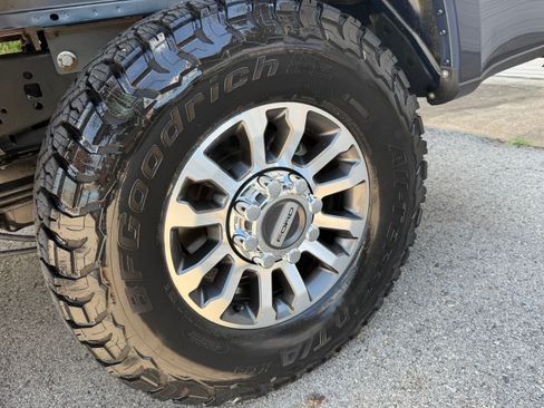Used 2020 Ford F250 Lariat w/ Lariat Ultimate Package AWD/4WD image 10