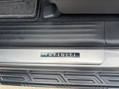 Used 2013 INFINITI QX56 4WD w/ Deluxe Touring Pkg image 13
