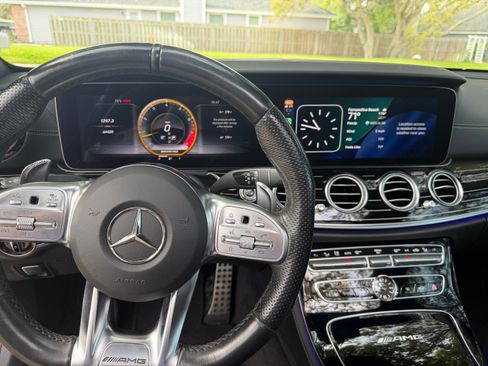 Used 2019 Mercedes-Benz E 63 AMG S image 8