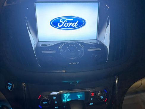 Used 2014 Ford Escape Titanium w/ Equipment Group 401A image 5