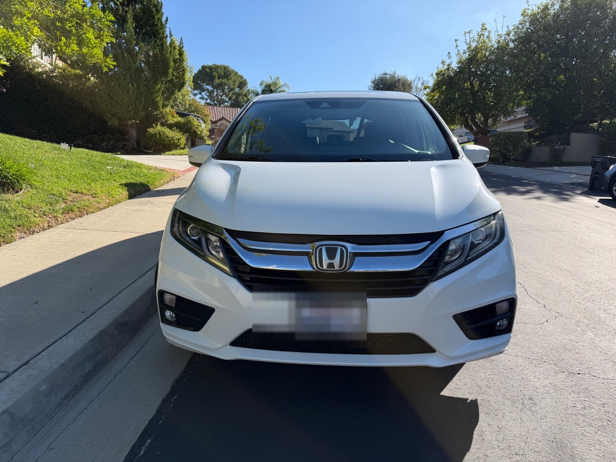 Used 2018 Honda Odyssey EX-L image 2