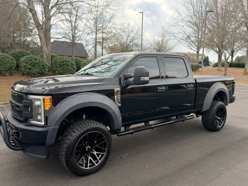 Used 2018 Ford F250 XLT image 13