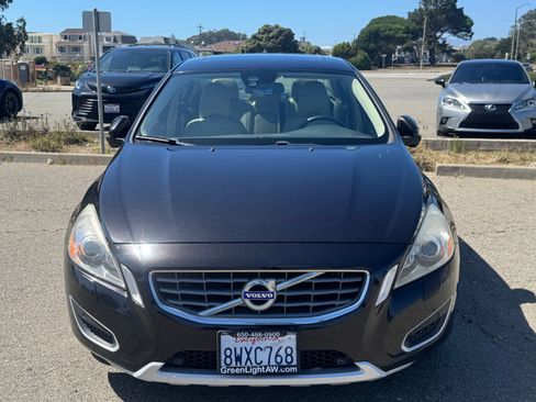 Used 2011 Volvo S60 T6 image 2