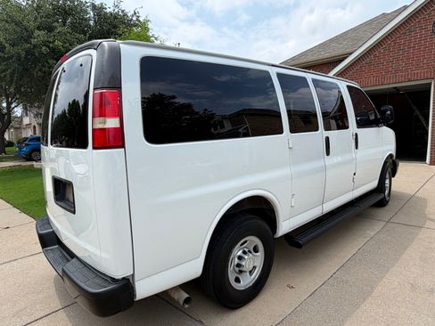 Used 2014 Chevrolet Express 3500 LS RWD image 4