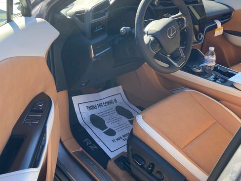 Used 2026 Lexus RZ 450e 450e Premium Sport Utility 4D w/ Technology Package image 5