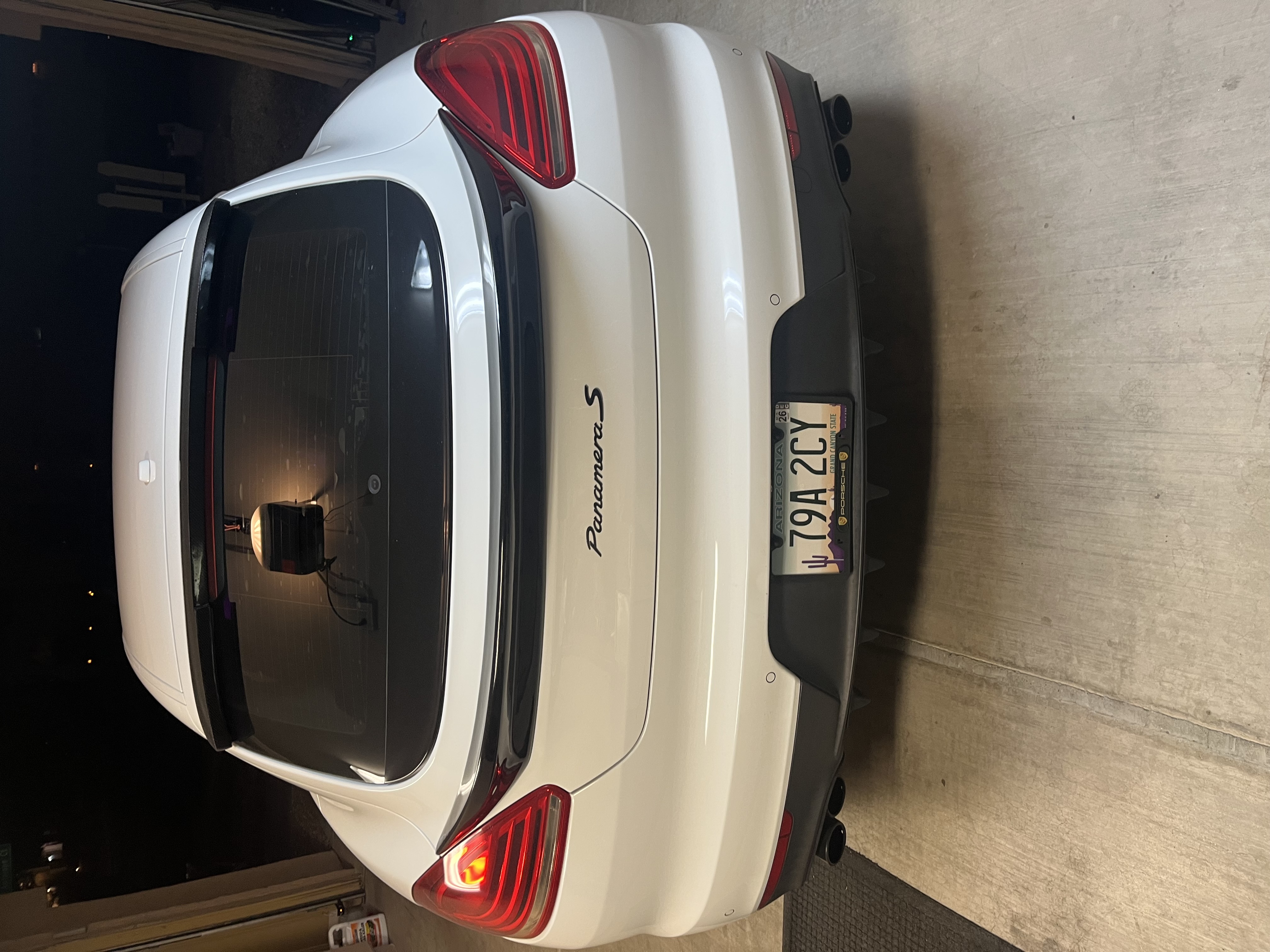 Used 2015 Porsche Panamera image 9