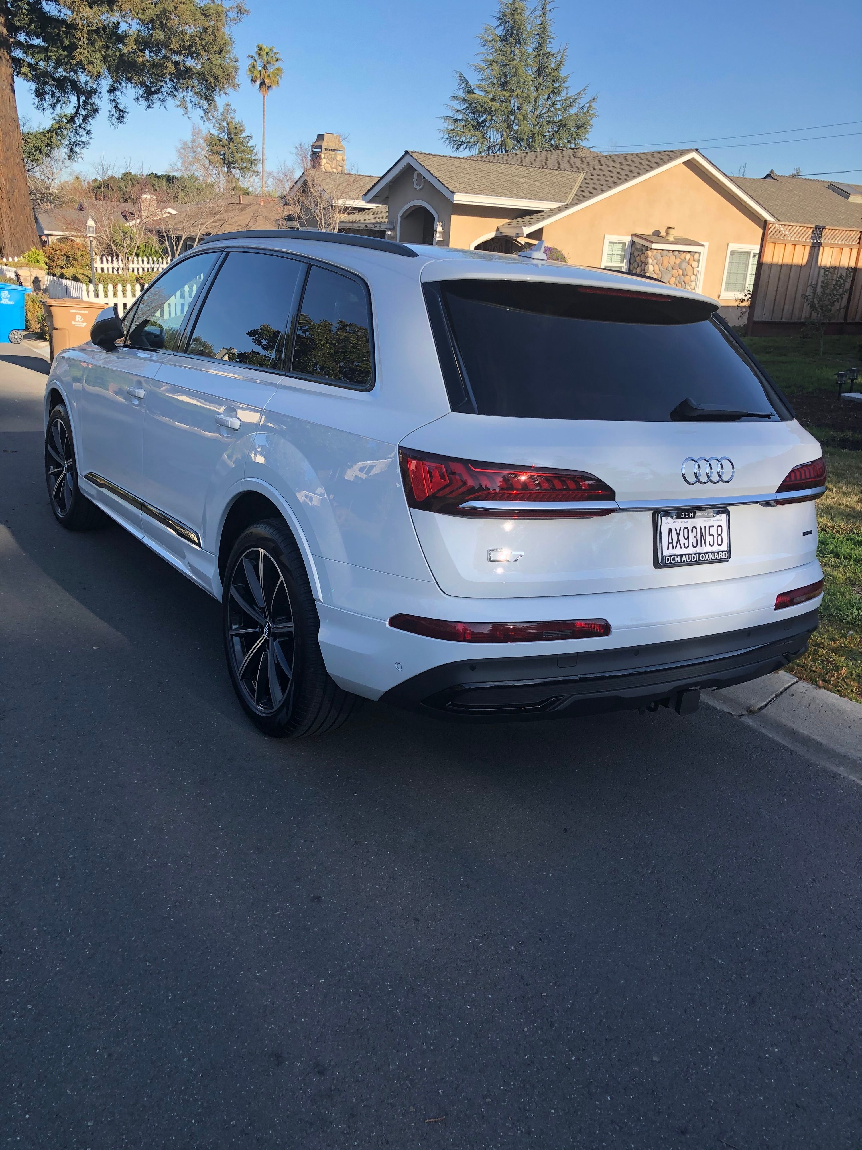 Used 2020 Audi Q7 3.0T Premium Plus w/ Premium Plus Package AWD/4WD image 4