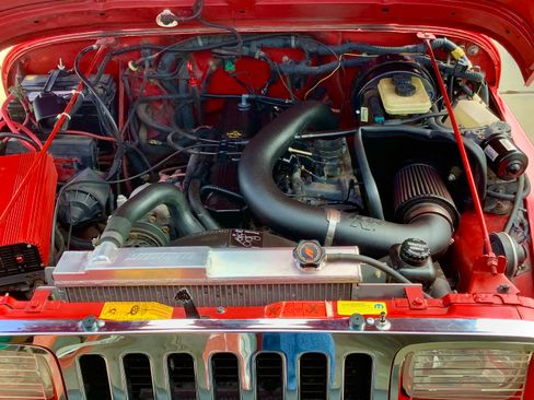Used 1994 Jeep Wrangler SE image 4