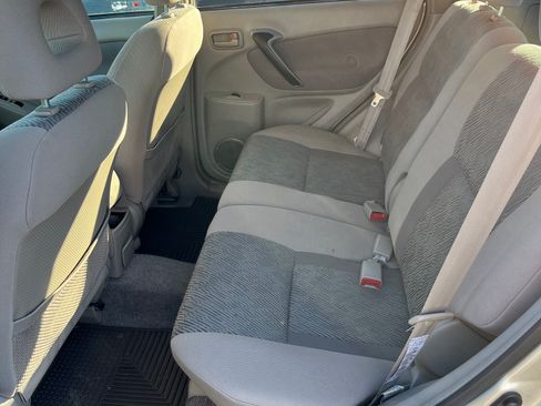 Used 2003 Toyota RAV4 2WD image 26