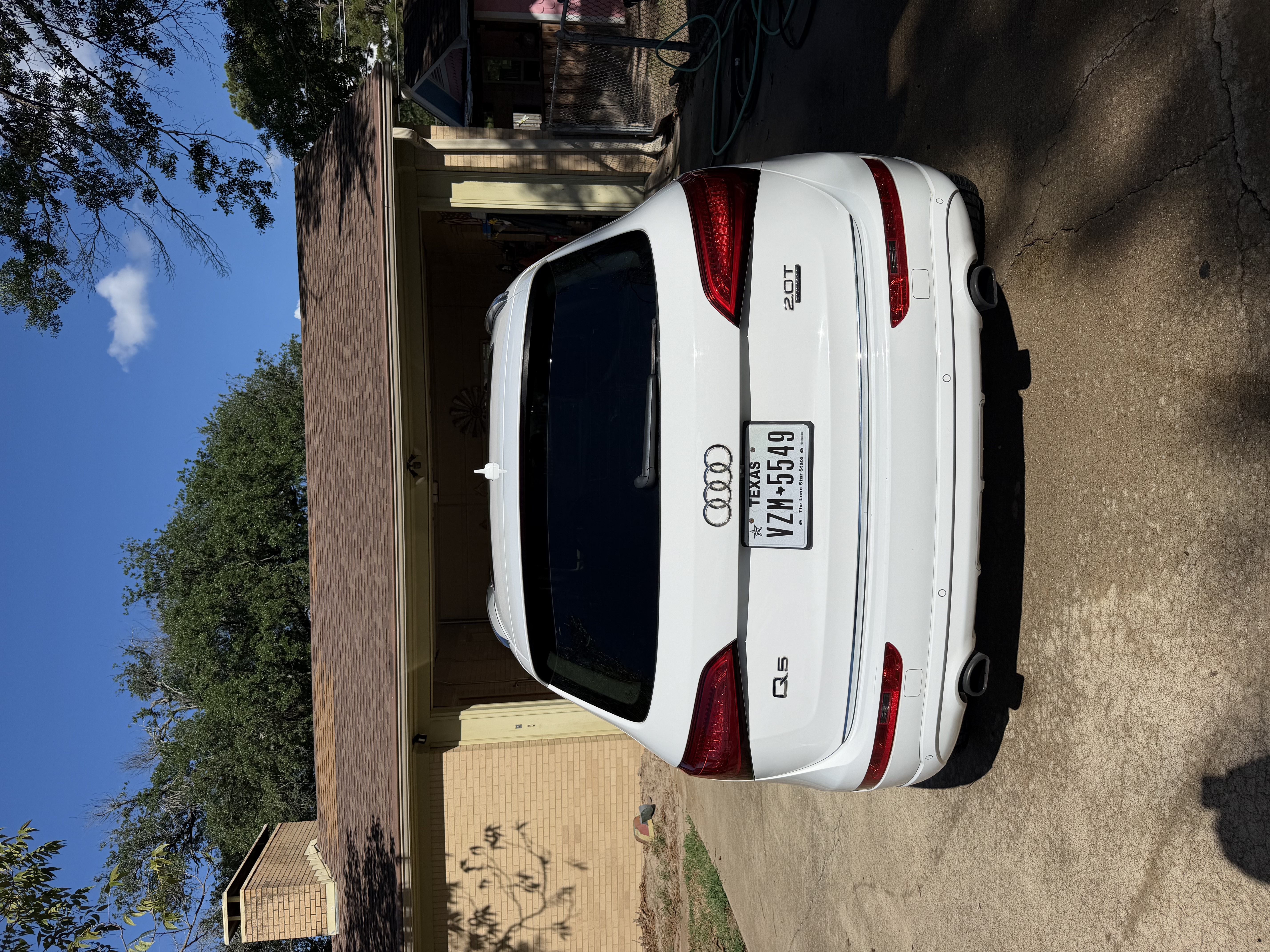 Used 2015 Audi Q5 2.0T Premium Plus w/ Technology Package AWD/4WD image 6