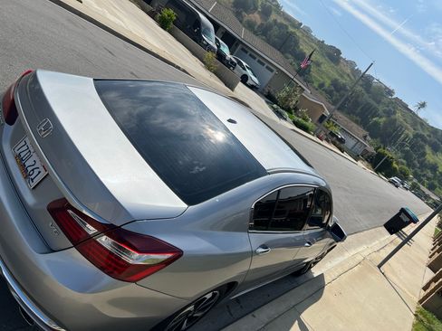 Used 2017 Honda Accord EX-L image 17