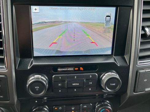 Used 2017 Ford F150 XLT w/ Equipment Group 302A Luxury image 31