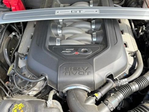 Used 2012 Ford Mustang GT Premium w/ Electronics Pkg RWD image 11