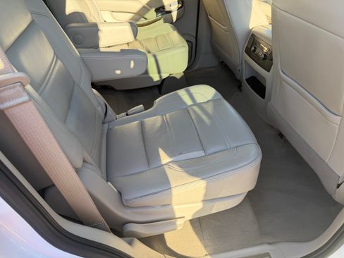 Used 2019 GMC Yukon Denali w/ Denali Ultimate Package image 20