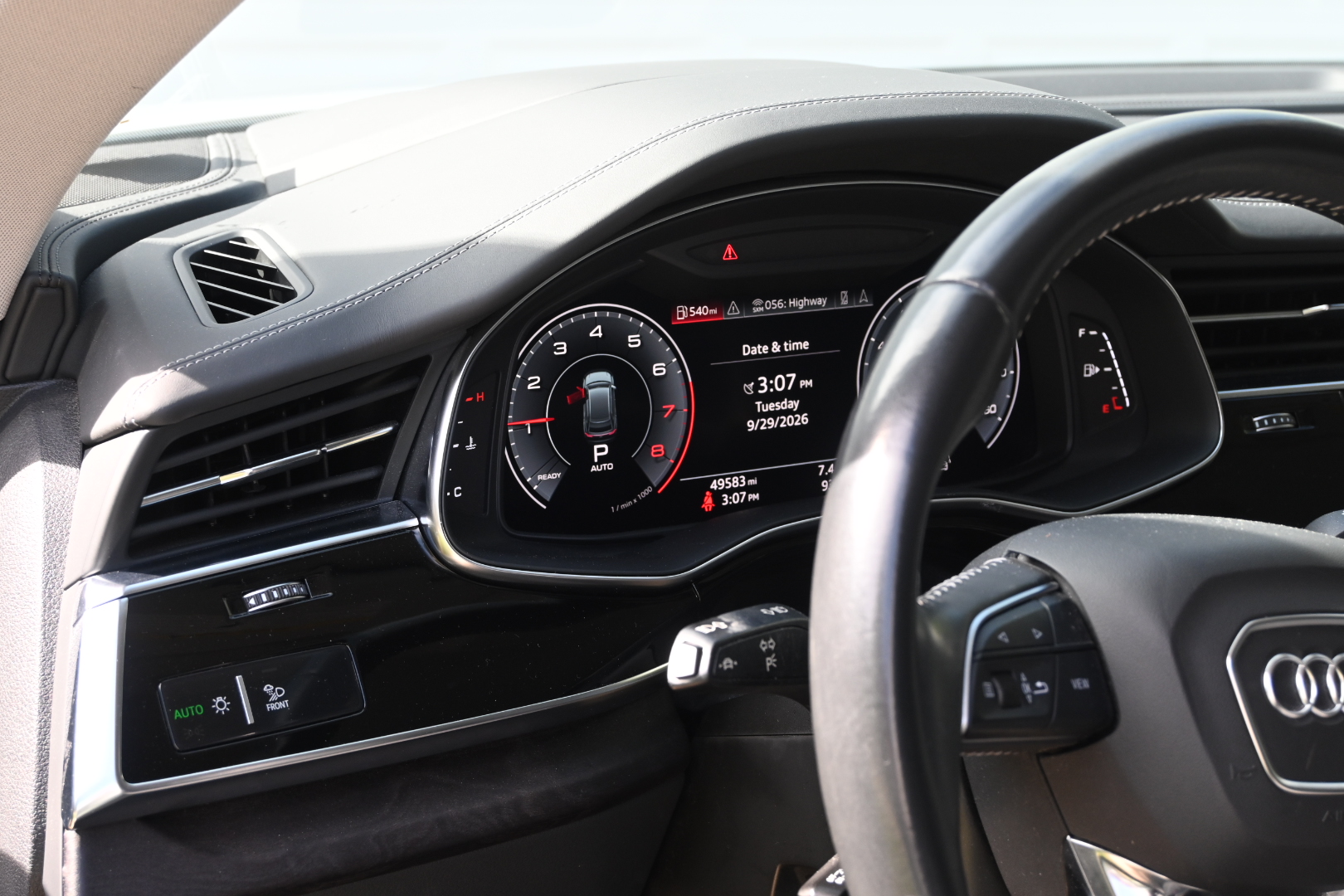 Used 2019 Audi Q8 Prestige AWD/4WD image 13