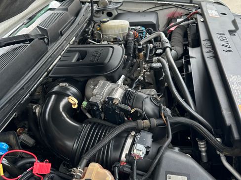 Used 2014 Chevrolet Silverado 2500 LT w/ Z71 Appearance Package image 20