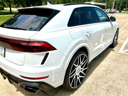 Used 2025 Audi RS Q8 performance AWD/4WD image 13
