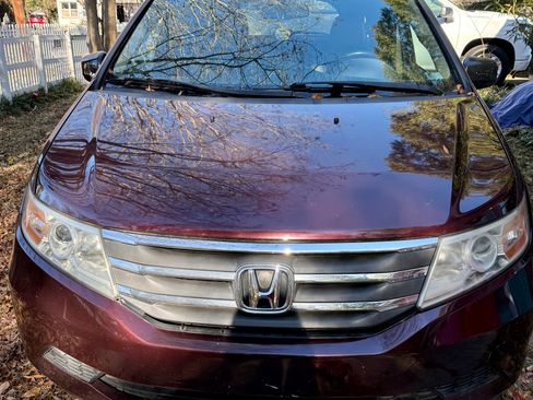 Used 2013 Honda Odyssey EX-L image 2