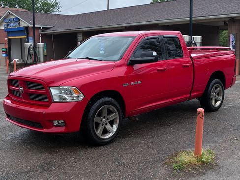 Used 2010 Dodge Ram 1500 Truck Sport AWD/4WD image 14