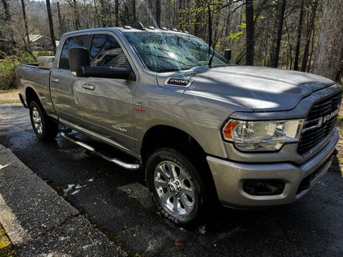 Used 2020 RAM 2500 Big Horn w/ Level 1 Equipment Group image 4