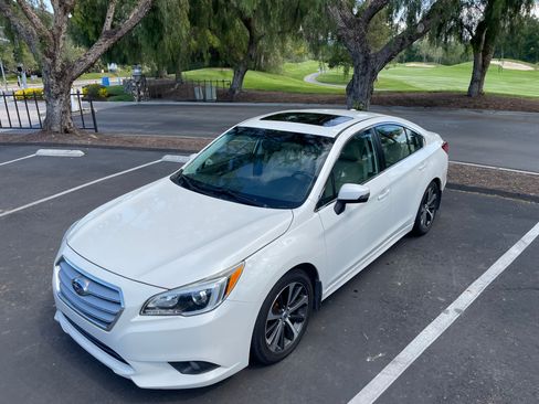 Used 2015 Subaru Legacy 2.5i Limited image 2