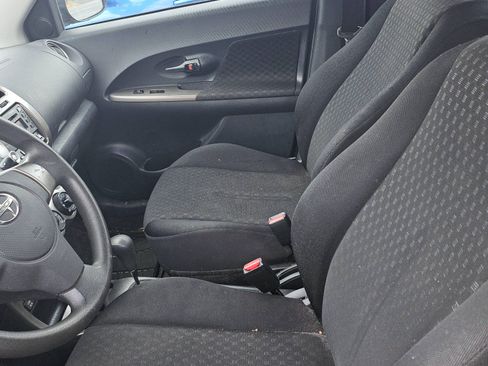 Used 2011 Scion xD image 11