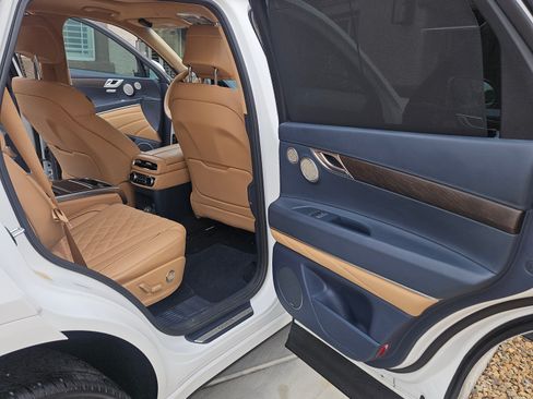 Used 2024 Genesis GV80 3.5T Prestige Signature image 17