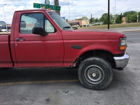 Used 1994 Ford F250 4x4 Regular Cab image 10