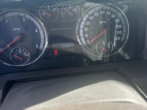 Used 2011 RAM 2500 Laramie w/ Cold Weather Group image 6