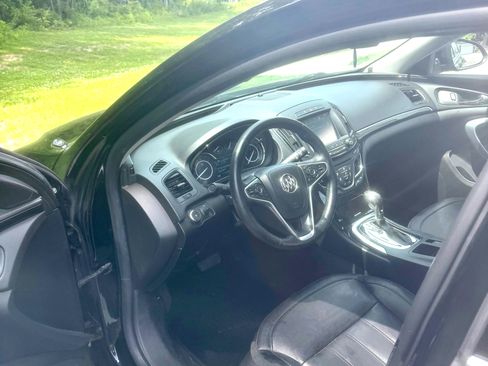 Used 2017 Buick Regal Premium FWD image 9