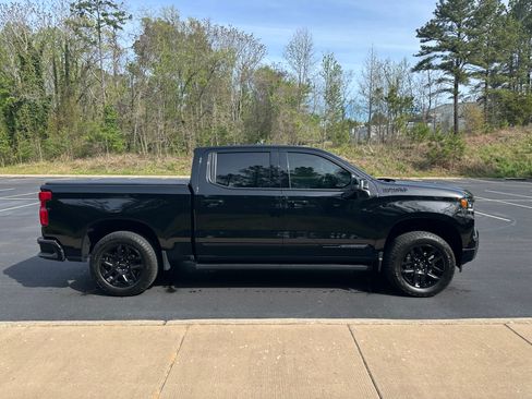 Used 2024 Chevrolet Silverado 1500 High Country w/ Midnight Edition image 6