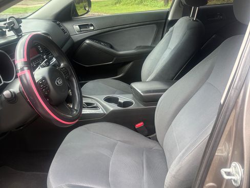 Used 2015 Kia Optima LX image 5