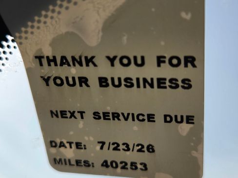 Used 2024 GMC Sierra 2500 SLT w/ SLT Premium Package image 21