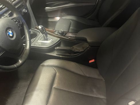 Used 2015 BMW 320i Sedan image 4